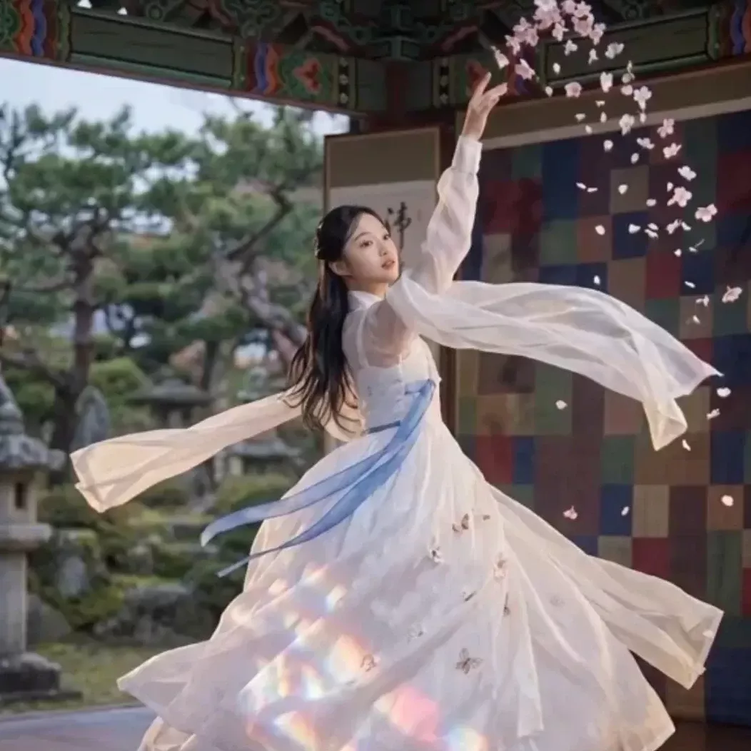 김태연의 최신 사진