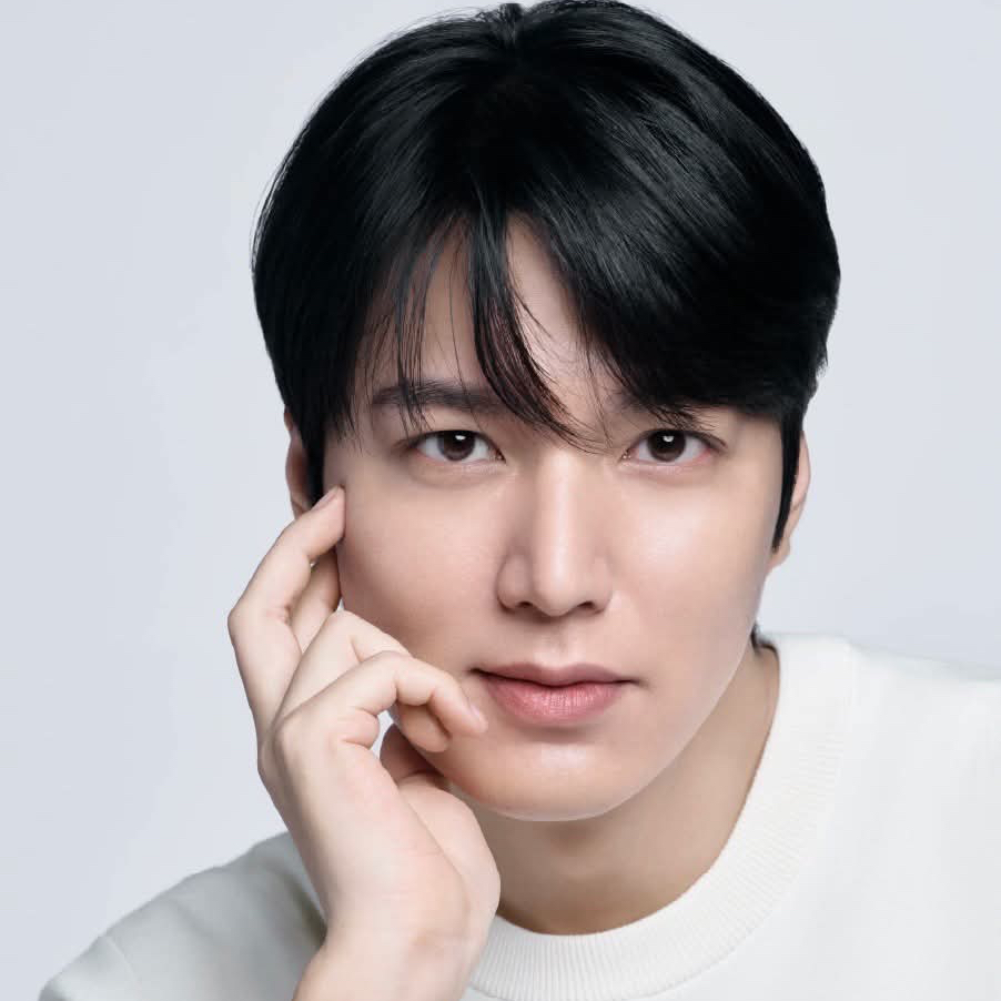 이민호 최근 활동샷