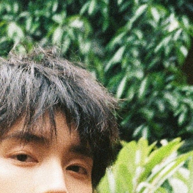 Recent activity shot of Zhou Yiran