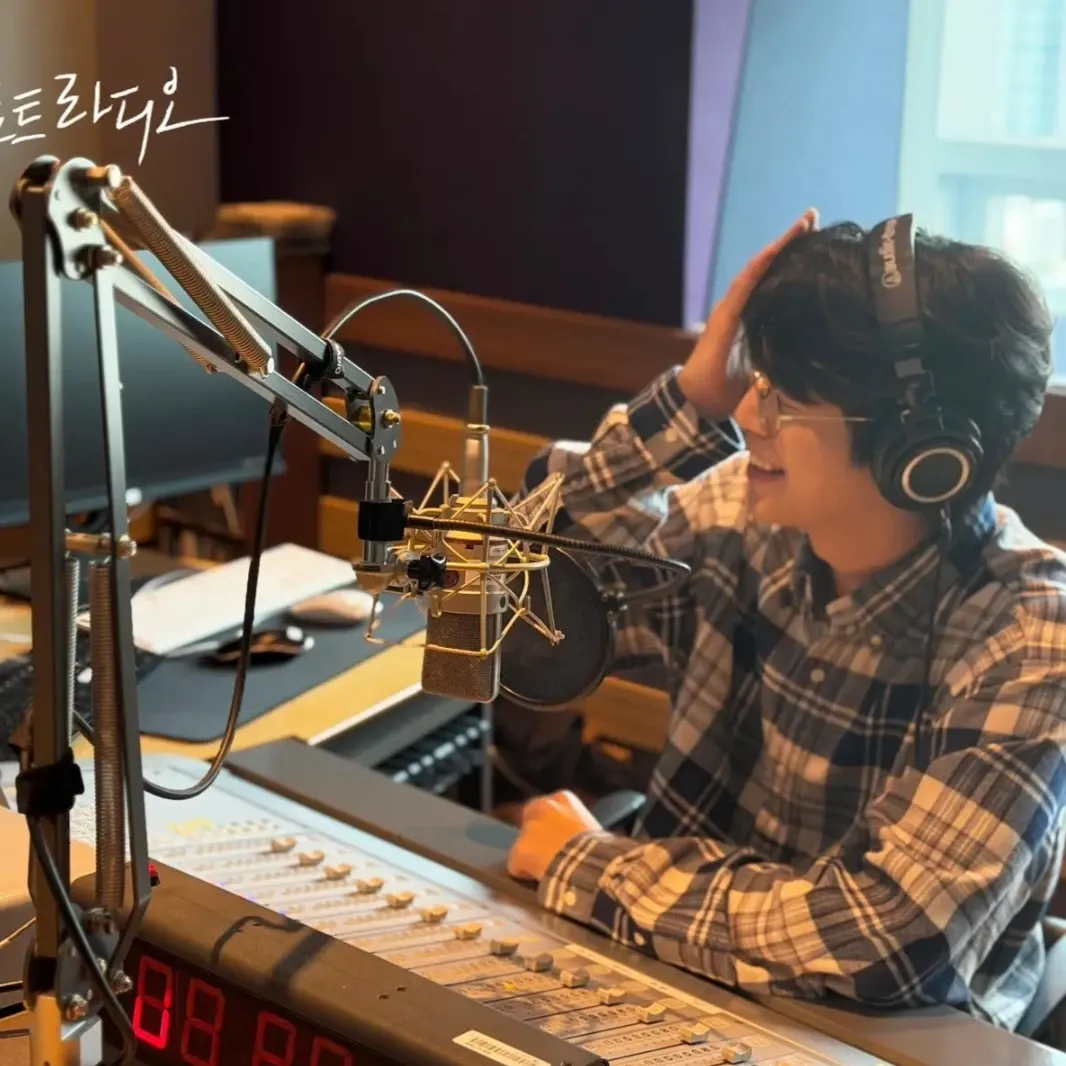 Recent activity shot of Son Taejin