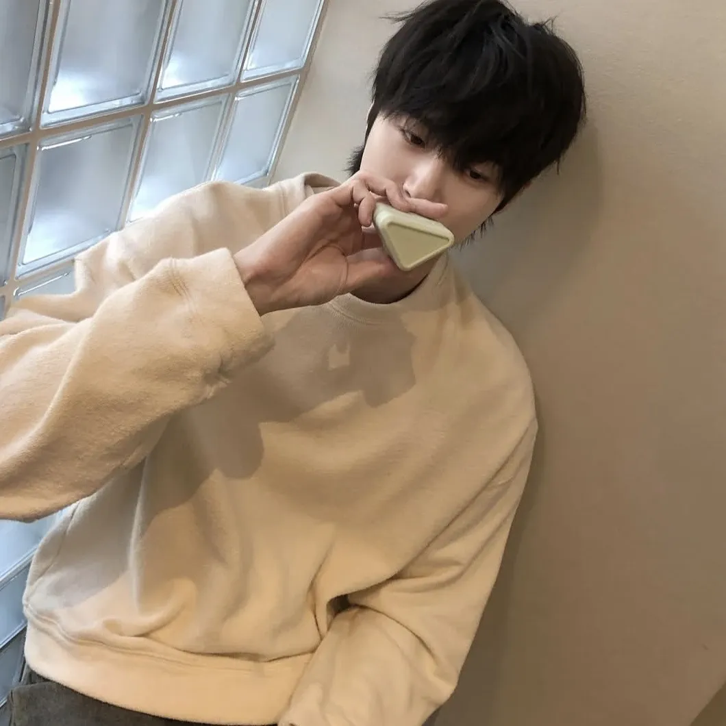 Latest photo of Byeon Wooseok