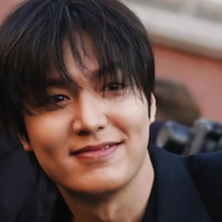 Latest photo of Lee Minho