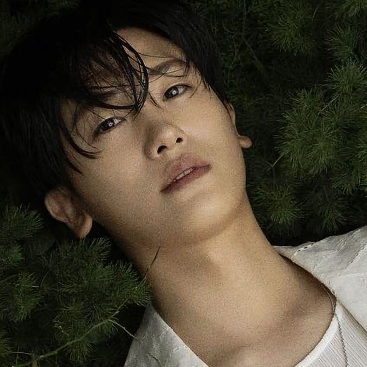 Latest photo of Park Hyungsik