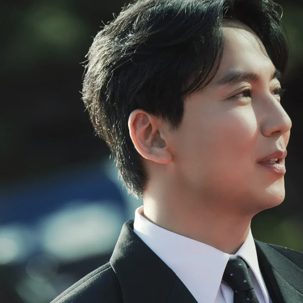 Top moment of Kim Namgil selected by the fandom