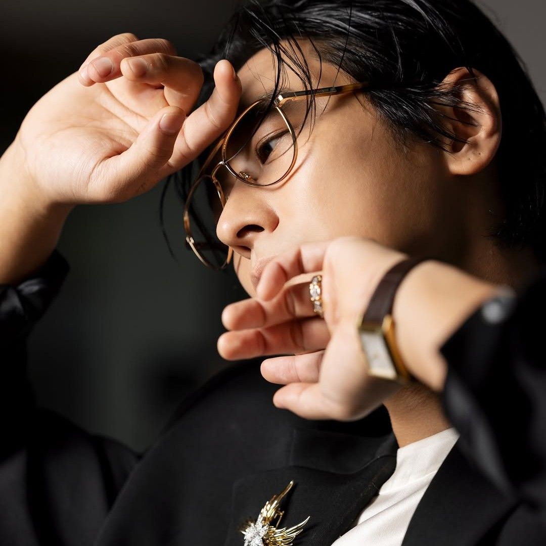 Behind-the-scenes cut of Joo Jihoon