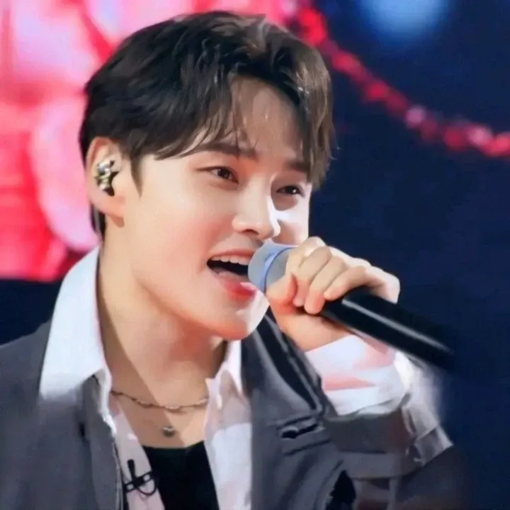 박서진의 최신 사진