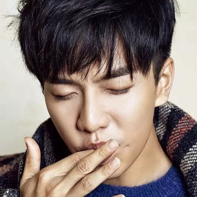 Momen yang diabadikan oleh penggemar Lee Seunggi