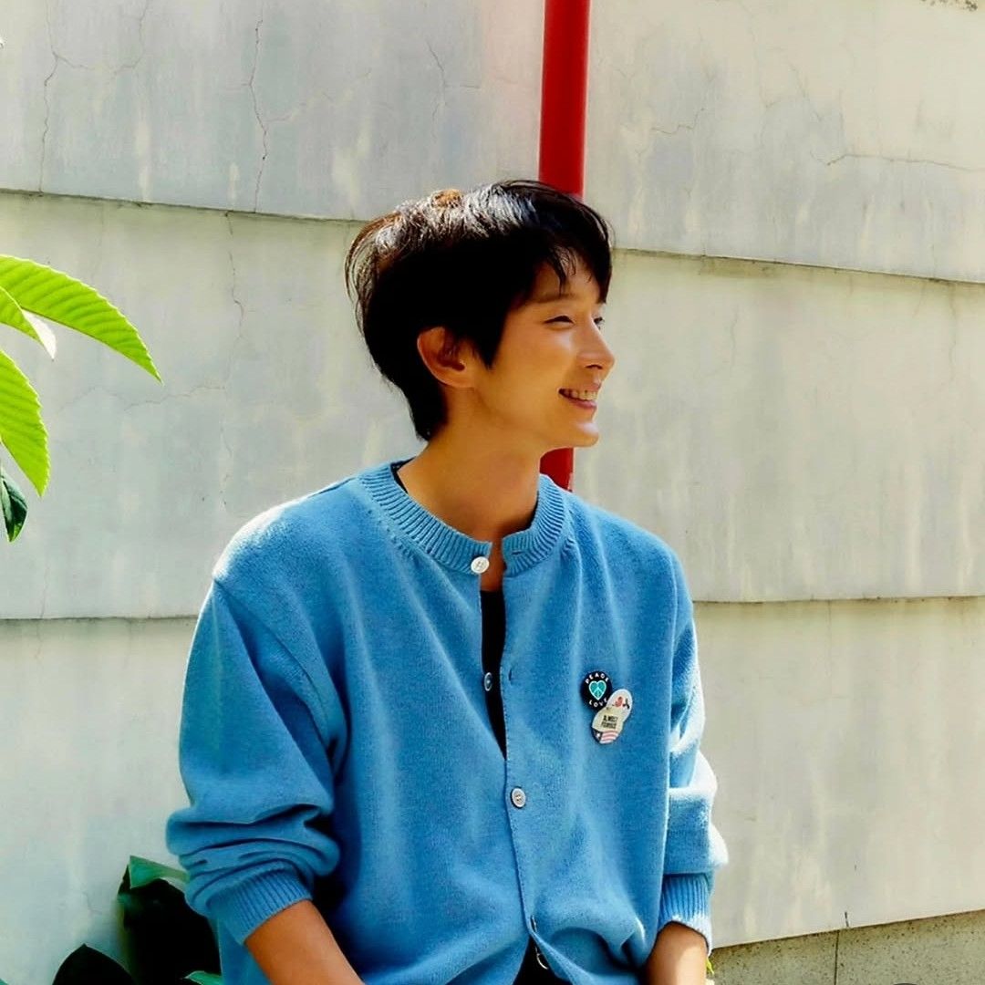 A moment captured by a fan of Lee Joongi