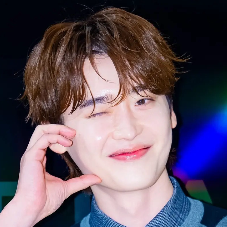 Behind-the-scenes cut of Lee Jongsuk