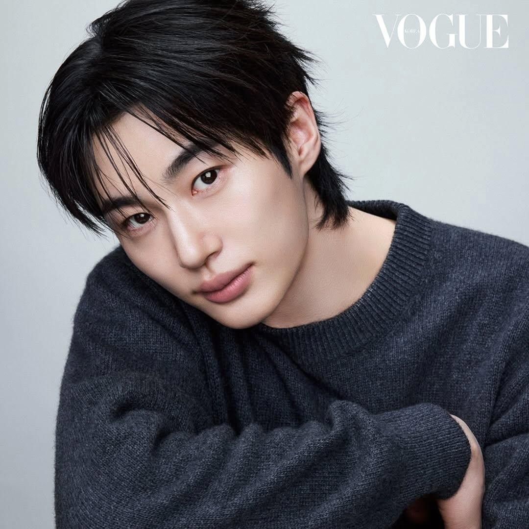 Recent activity shot of Byeon Wooseok