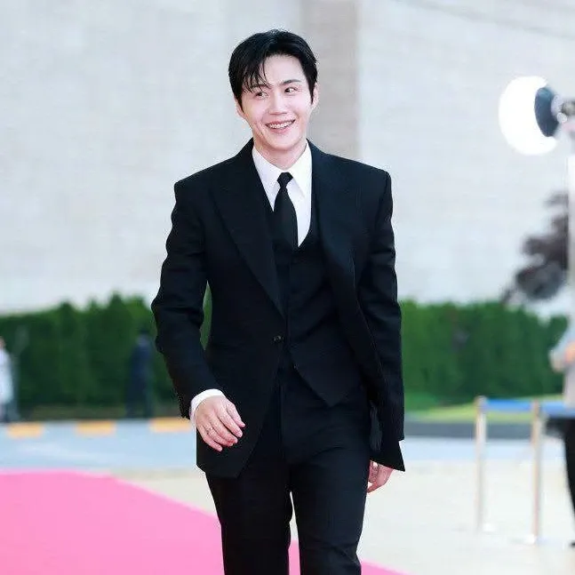 김선호 최근 활동샷