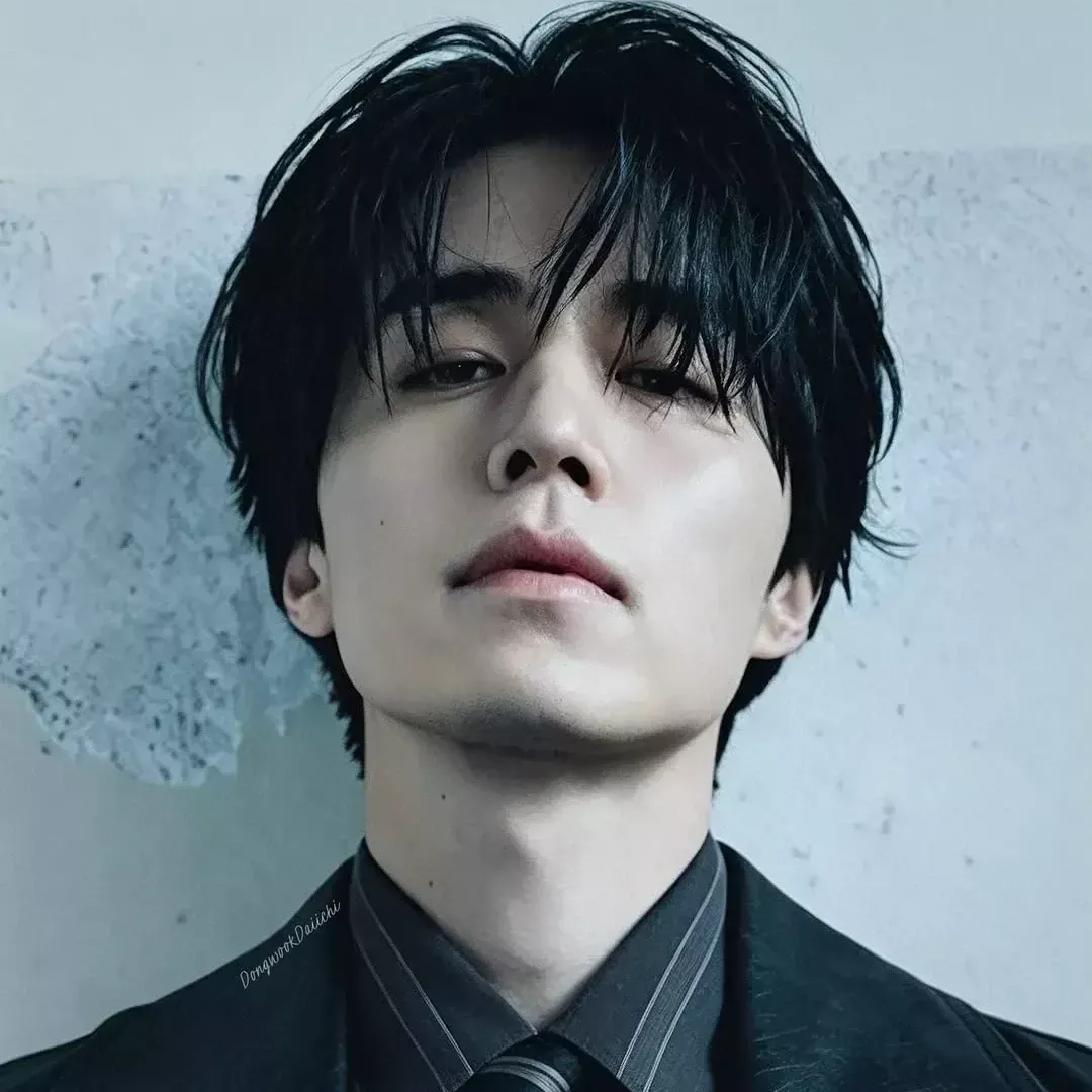 Behind-the-scenes cut of Lee Dongwook