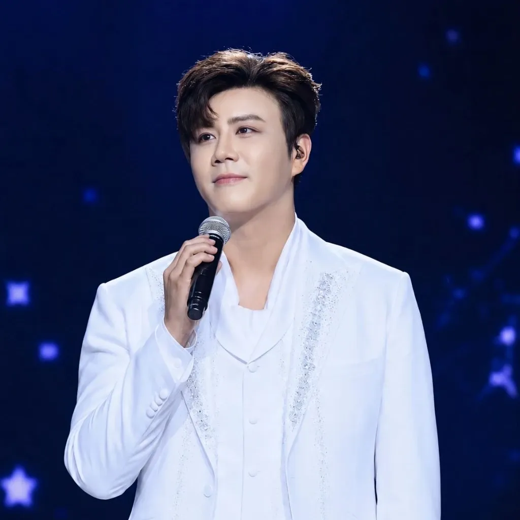 Recent activity shot of Jin Haesung