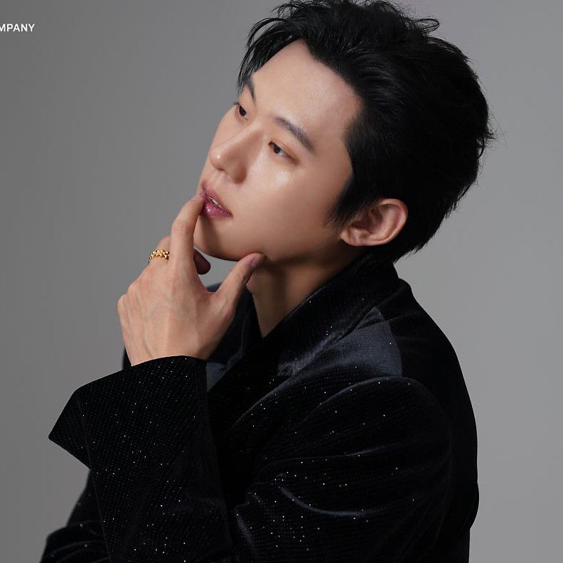 A moment captured by a fan of Kim Sungcheol