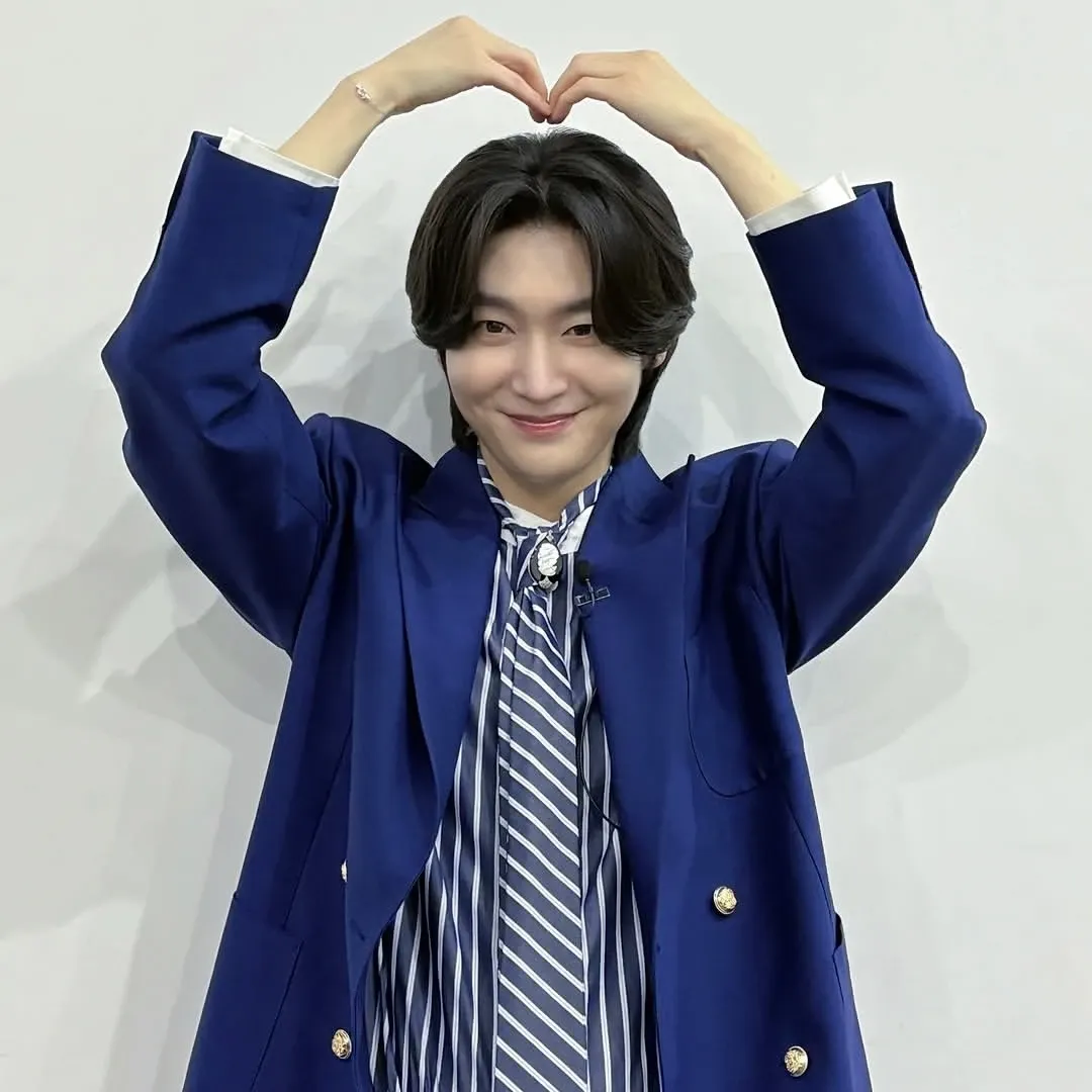 Latest photo of Kim Yongbin