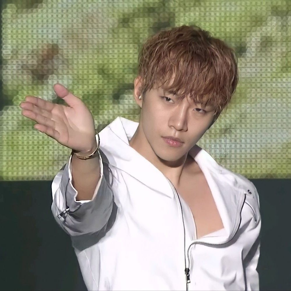 李俊昊的最新照片