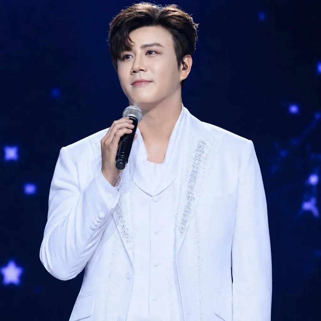 Recent activity shot of Jin Haesung