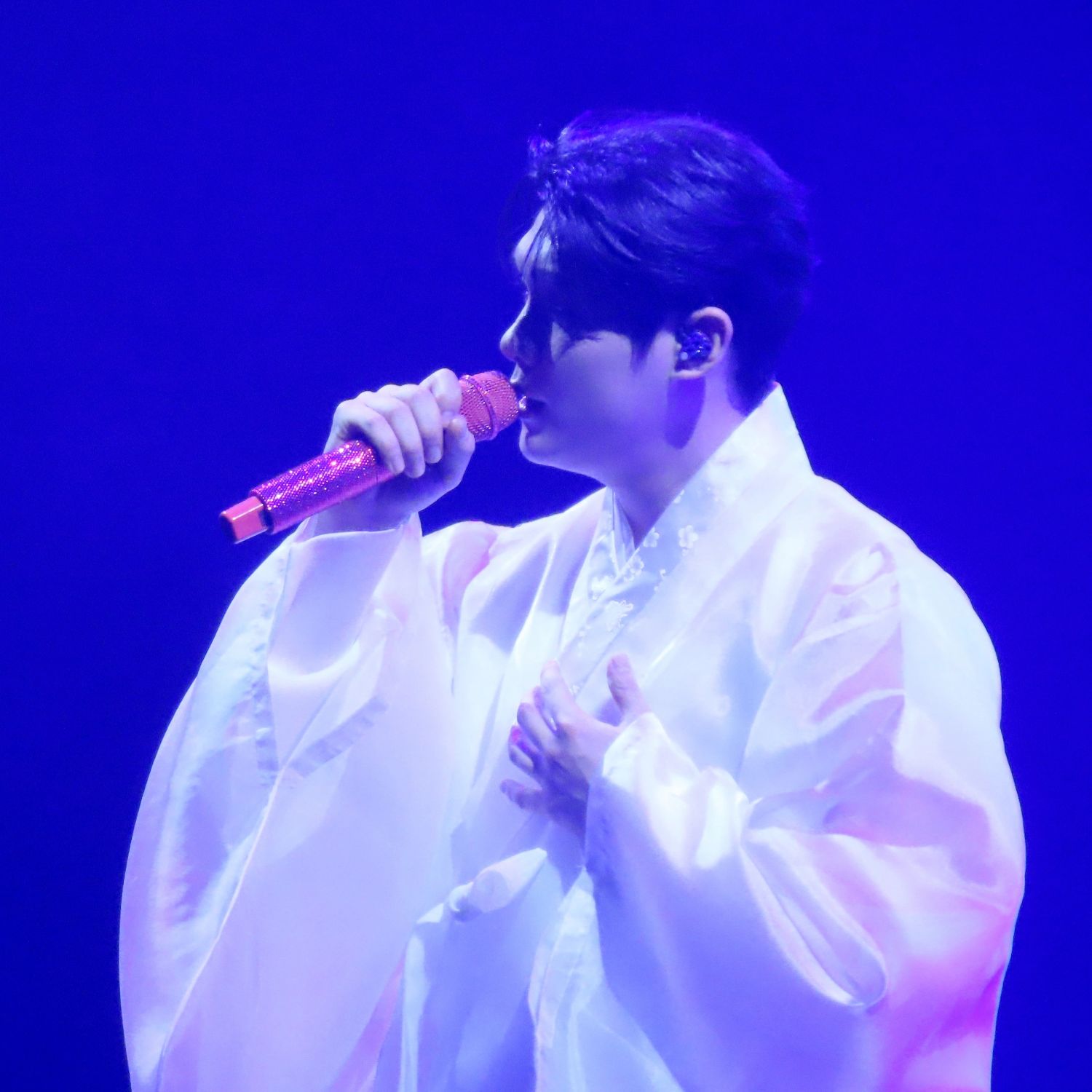 チェ・ジェミョンの最近の活動ショット