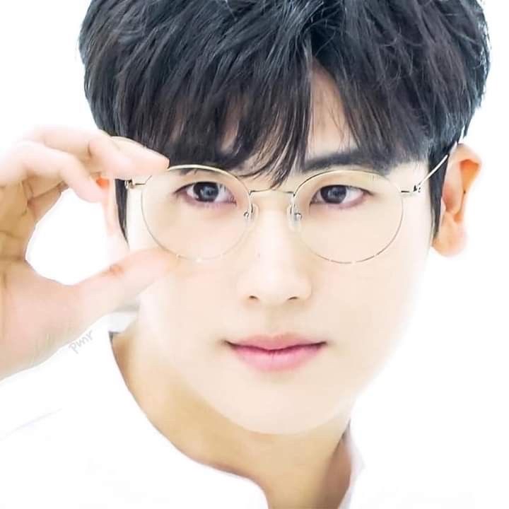 Recent activity shot of Park Hyungsik