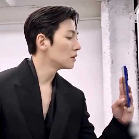 A moment captured by a fan of Ji Changwook