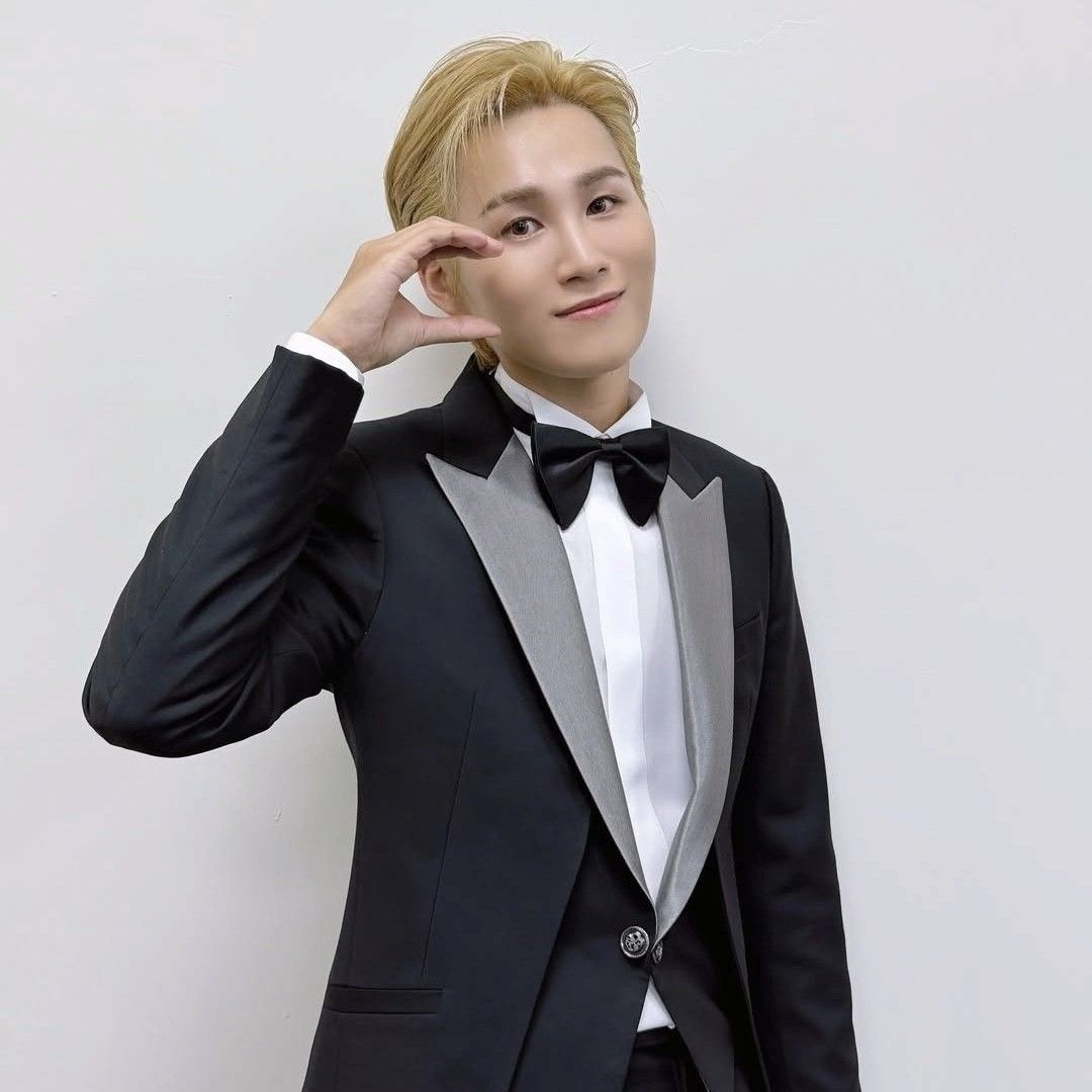 Behind-the-scenes cut of Kim Heejae