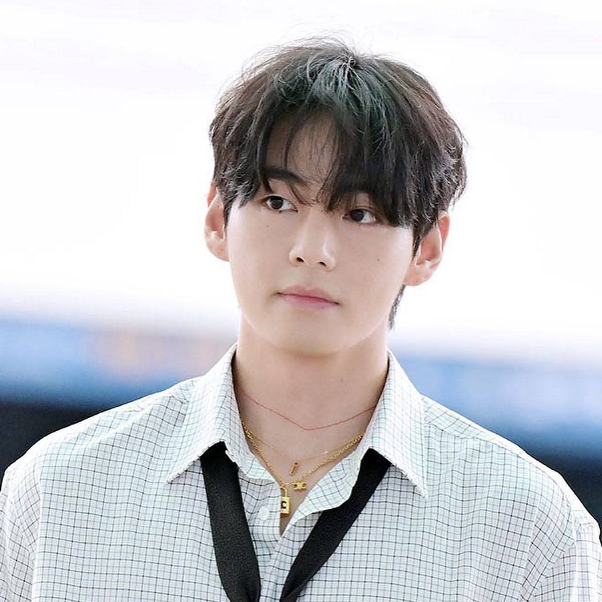 Behind-the-scenes cut of Kim Taehyung (V)