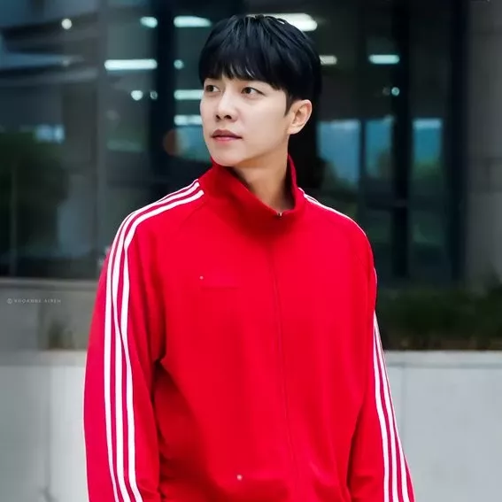 Cuplikan di balik layar dari Lee Seunggi