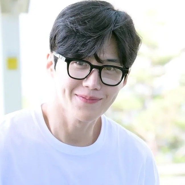 Cuplikan di balik layar dari Kim Seonho