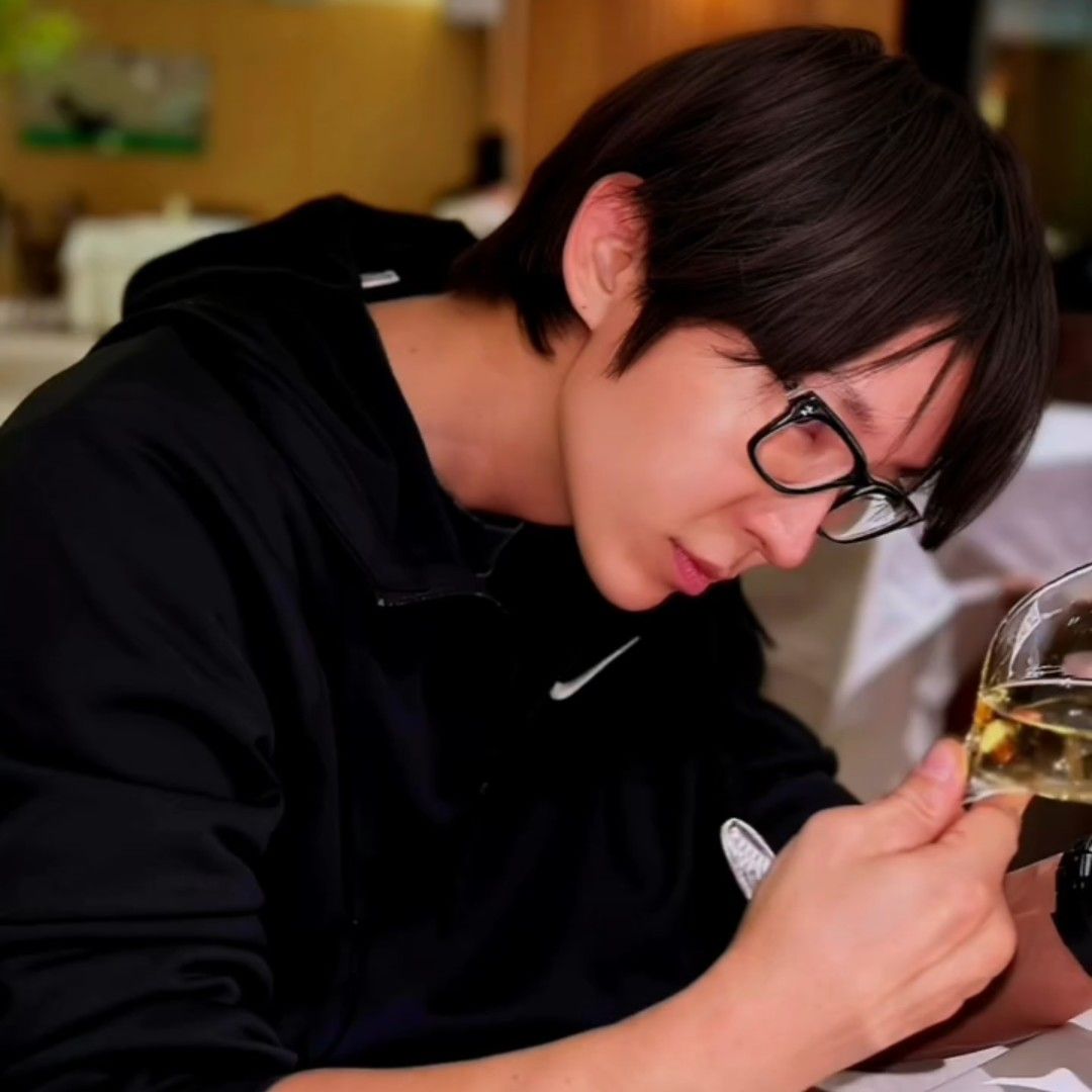 Recent activity shot of Lee Joongi