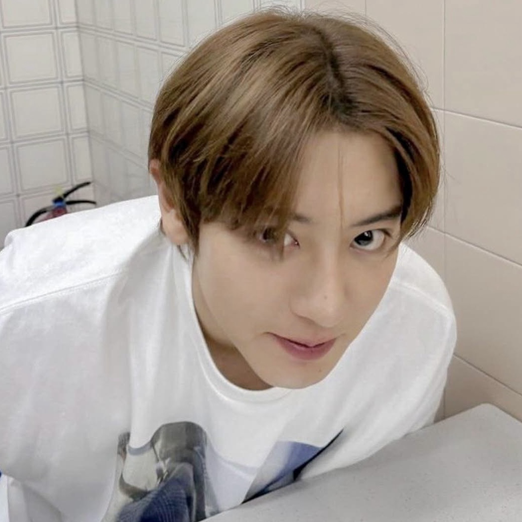 Latest photo of Chanyeol
