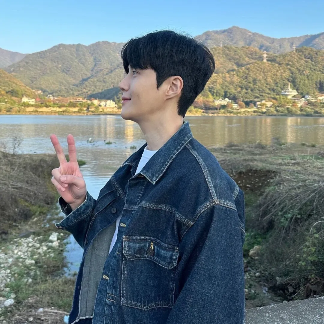 A moment captured by a fan of Kim Seonho