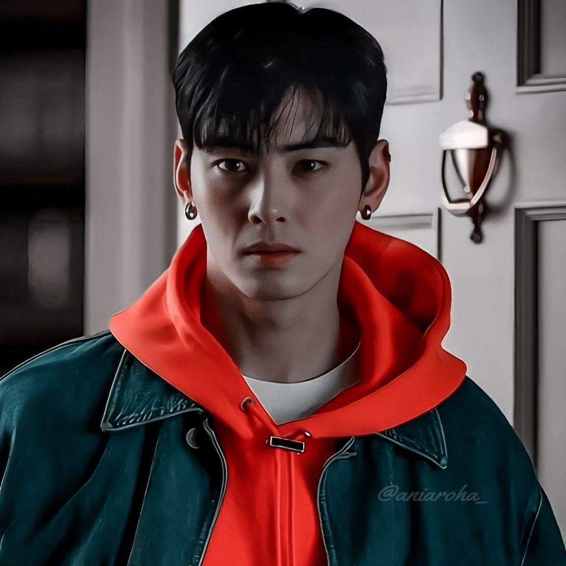 Behind-the-scenes cut of Cha Eunwoo