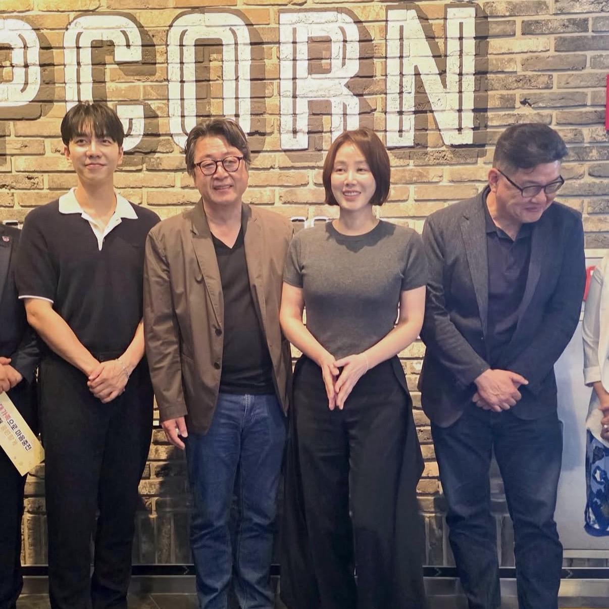 Momen yang diabadikan oleh penggemar Lee Seunggi
