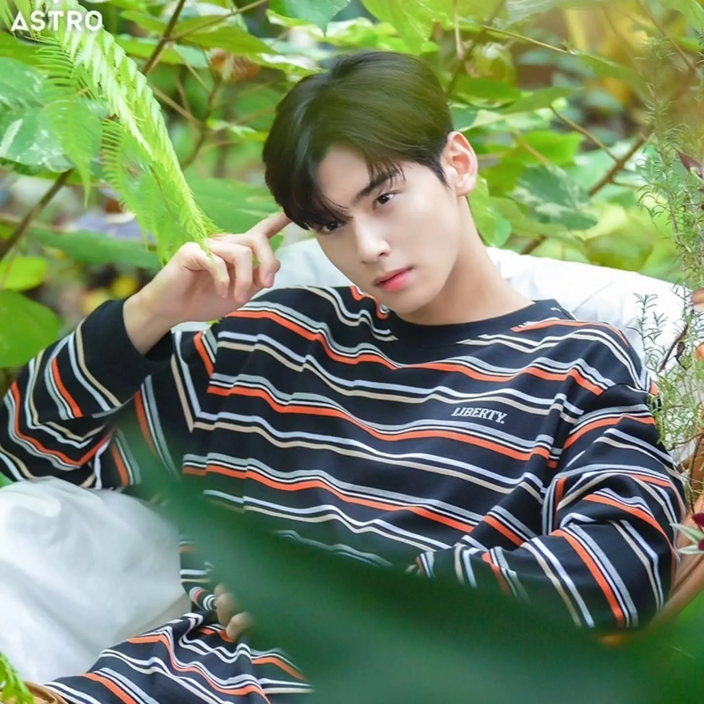 A moment captured by a fan of Cha Eunwoo