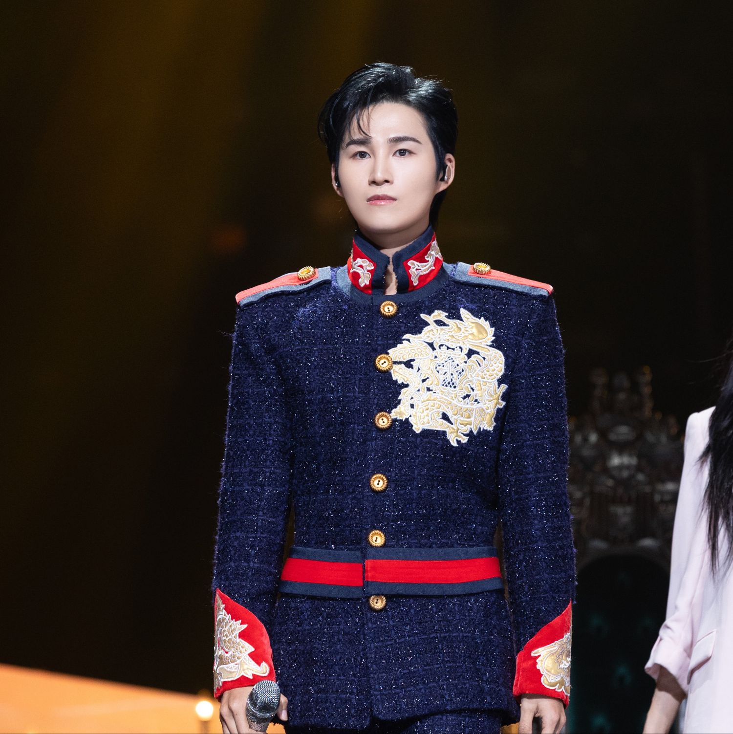 金熙栽的最新照片