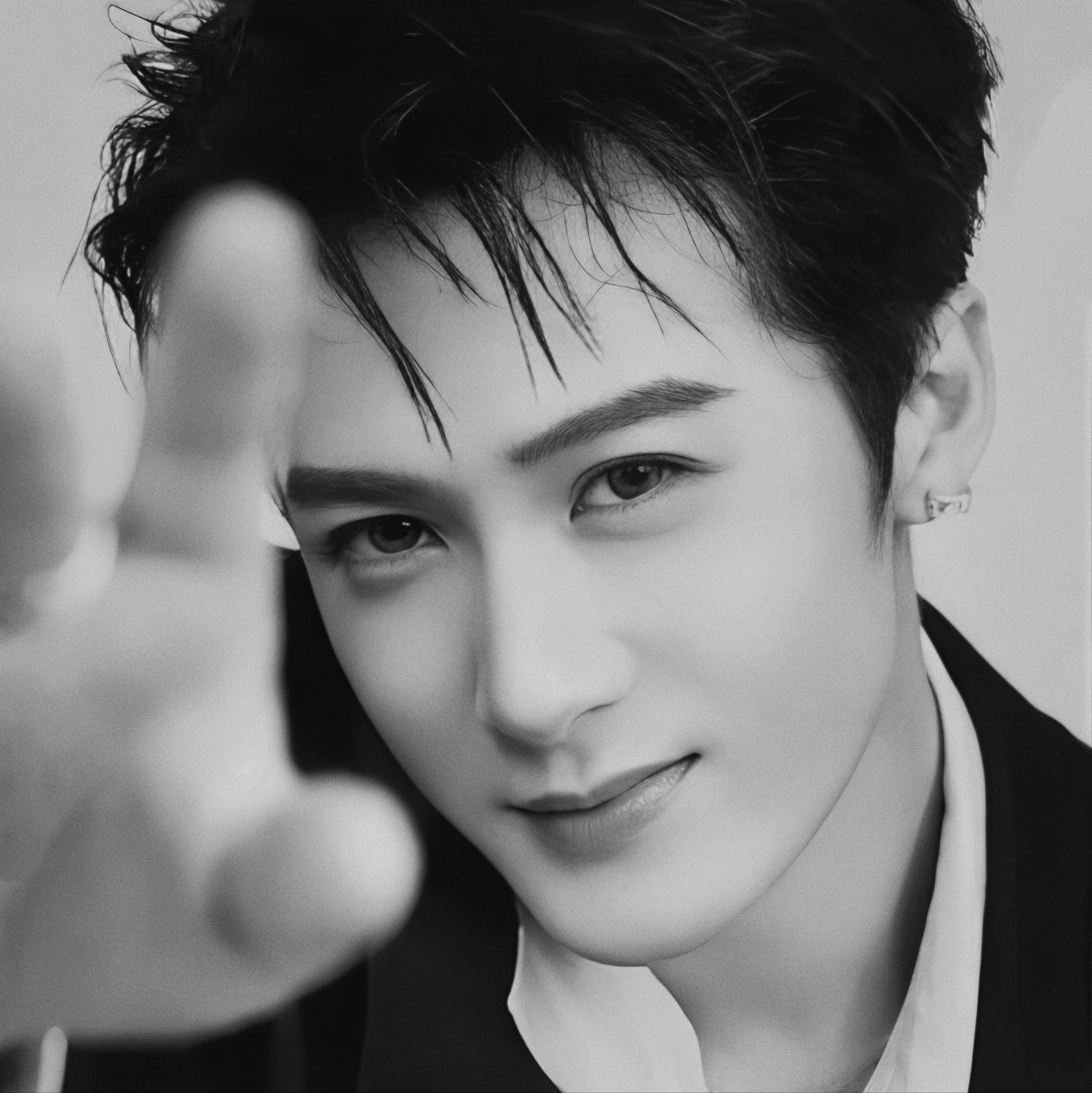 Behind-the-scenes cut of Tan Jianci