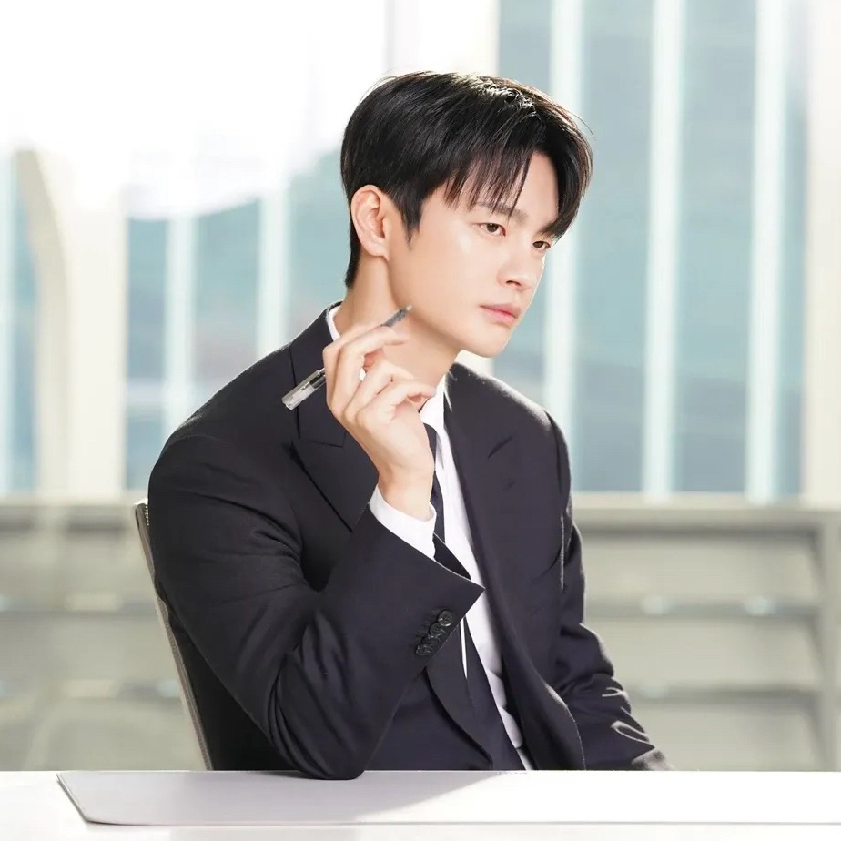 Foto terbaru dari Seo Inguk
