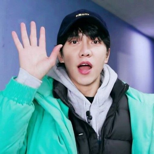 李升基的最新照片