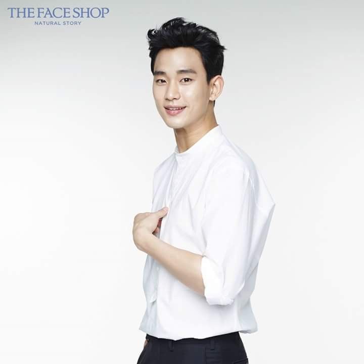 A moment captured by a fan of Kim Soohyun