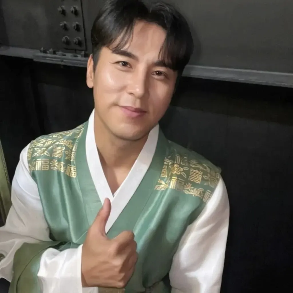Foto kegiatan terbaru dari Jang Minho