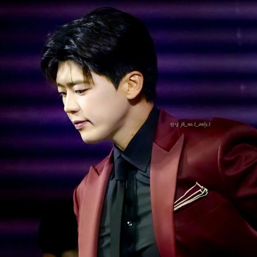 박지현의 최신 사진