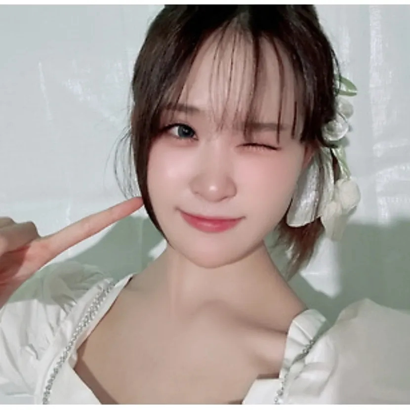Momen yang diabadikan oleh penggemar Kim Dahyun