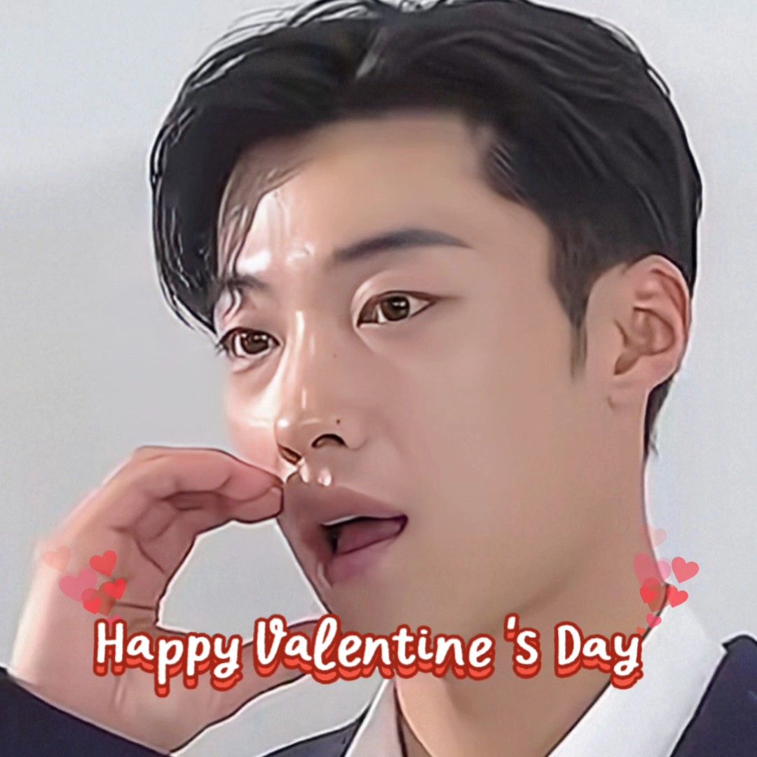 A moment captured by a fan of Woo Dohwan