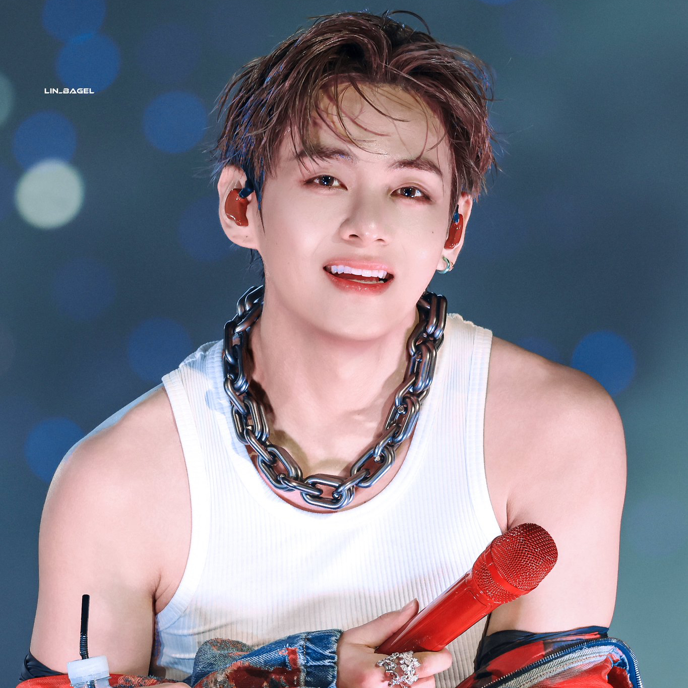 Behind-the-scenes cut of Kim Taehyung (V)