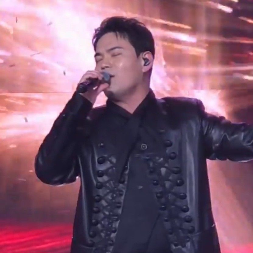 A moment captured by a fan of Cheonrokdam