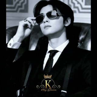 Recent activity shot of Cha Eunwoo