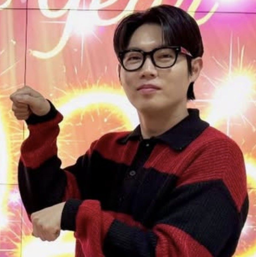 Latest photo of Son Taejin