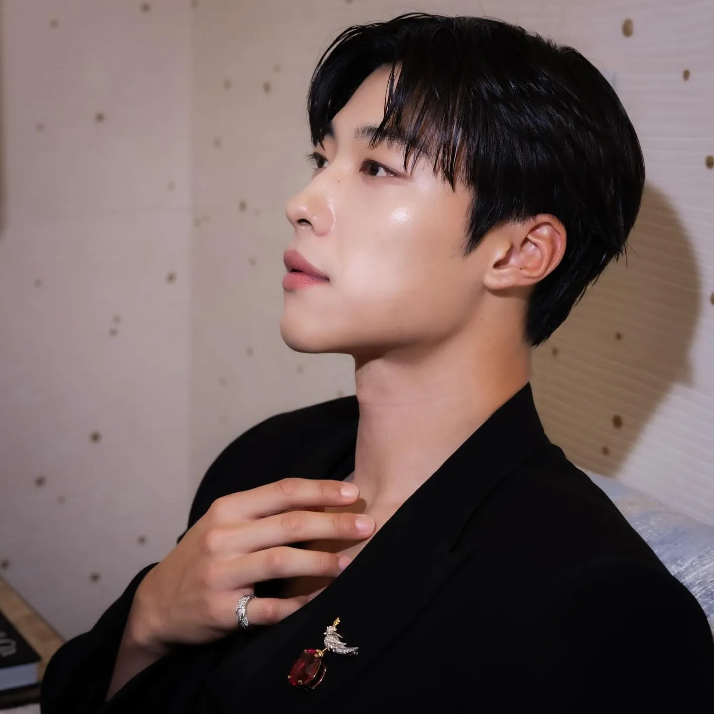 A moment captured by a fan of Woo Dohwan