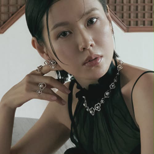 孙艺珍的近期活动照