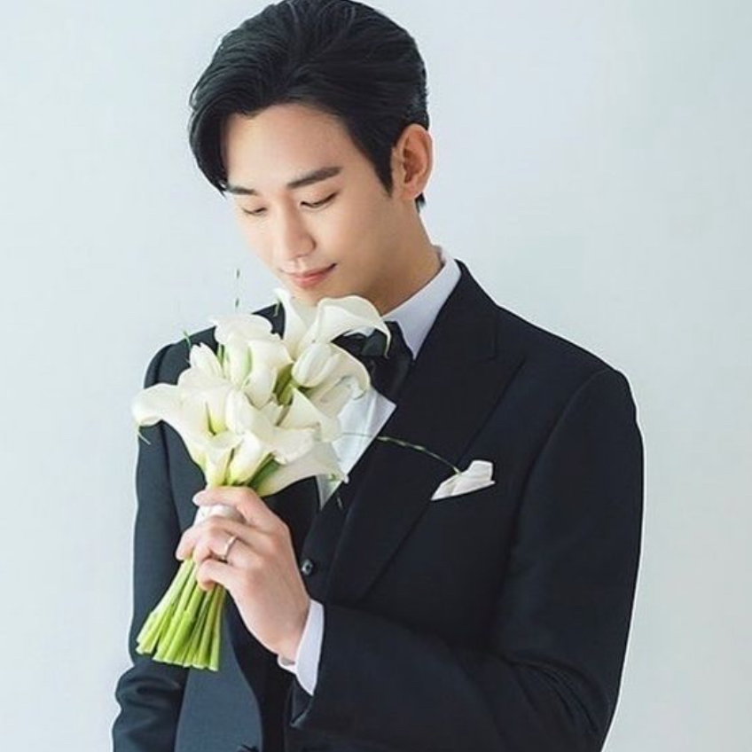Recent activity shot of Kim Soohyun